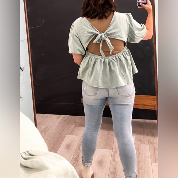 POL | SAGE TIE BACK BABYDOLL TOP - Picture 3 of 11